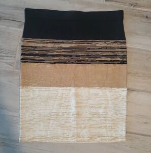 XOXO Jersey Knit Pencil Skirt Medium Black Tan Cream Gold Office Workwear